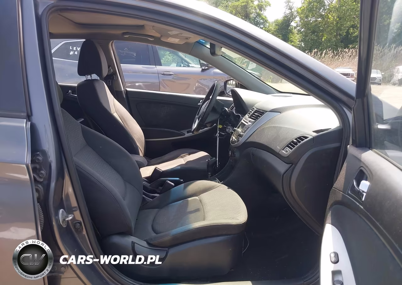2013 Hyundai Accent Se VIN:KMHCU5AE9DU067389 - 5
