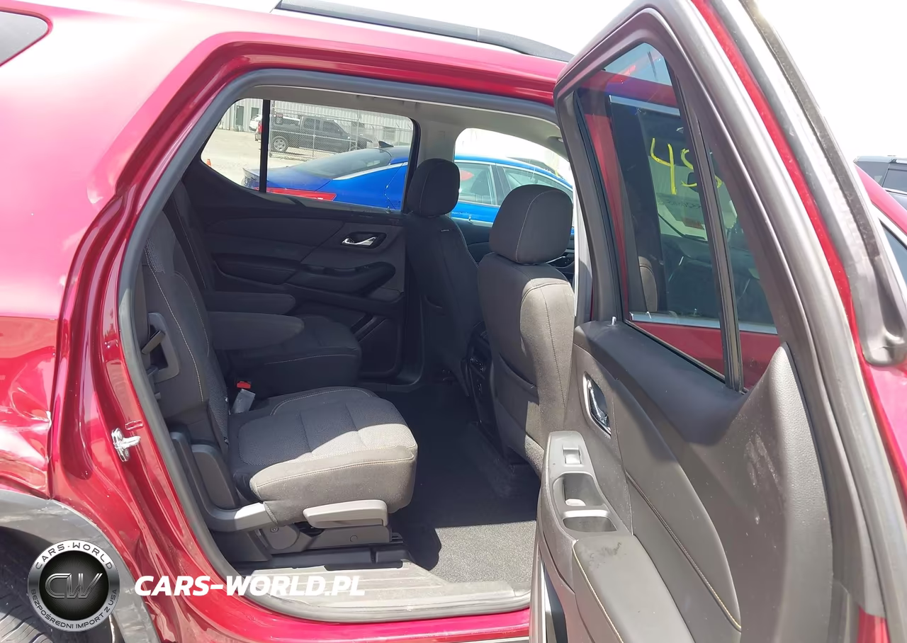 2018 Chevrolet Traverse Lt Cloth VIN:1GNERGKW2JJ112453 - 8