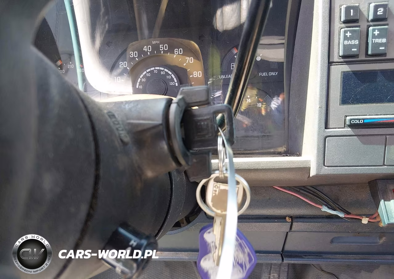 1989 Chevrolet Gmt-400 K1500 VIN:1GCDK14Z2KE218005 - 11