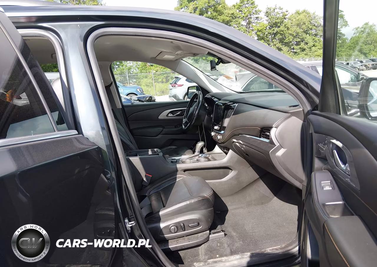 2018 Chevrolet Traverse Lt Leather VIN:1GNERHKW3JJ159027 - 5