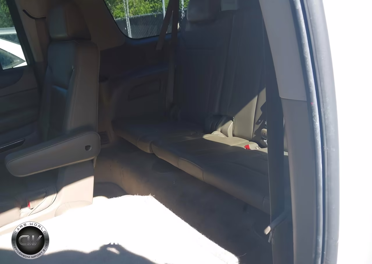 2015 GMC Yukon Xl 1500 Slt VIN:1GKS2HKC8FR121800 - 18