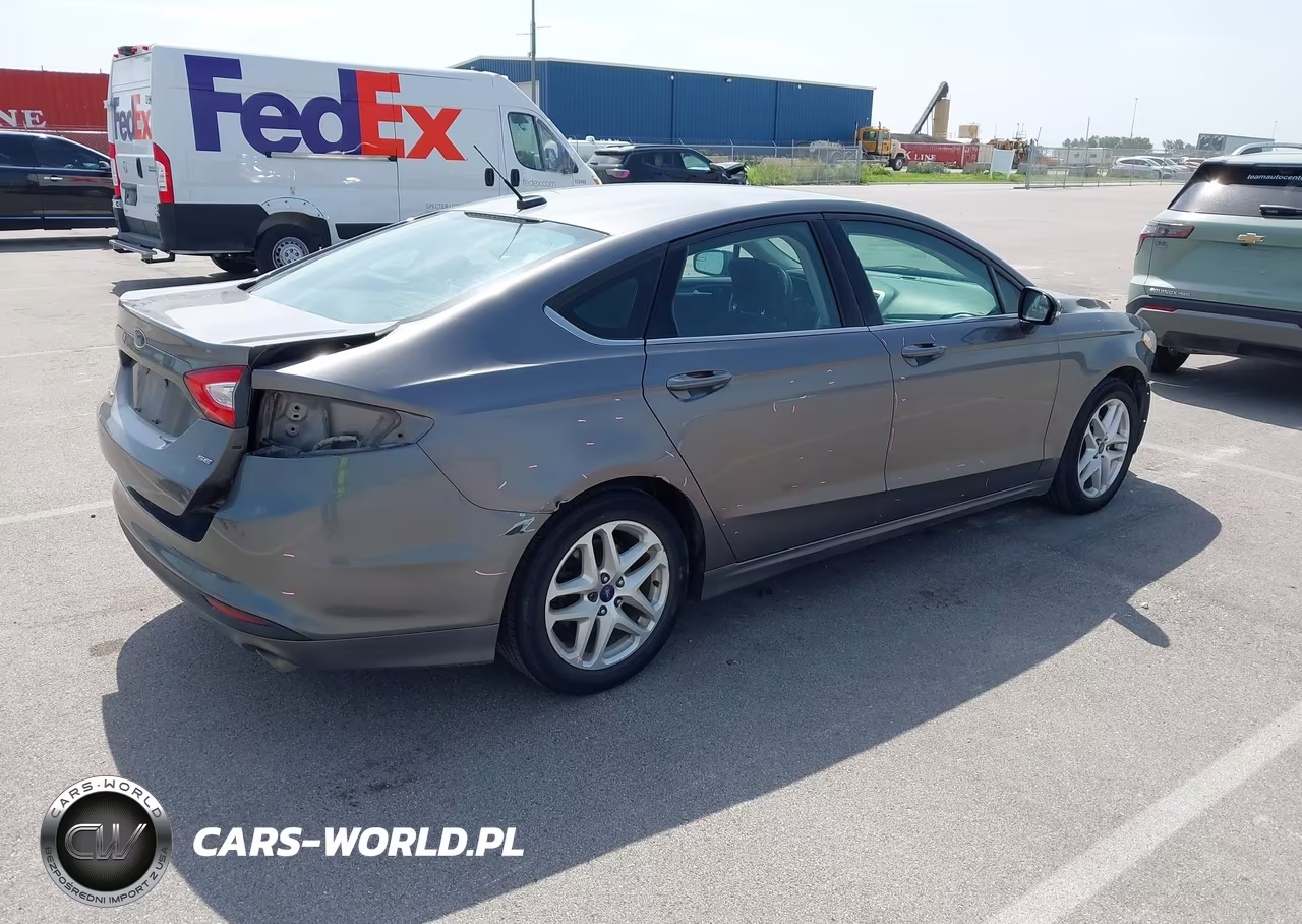 2014 Ford Fusion Se VIN:1FA6P0H72E5383690 - 4