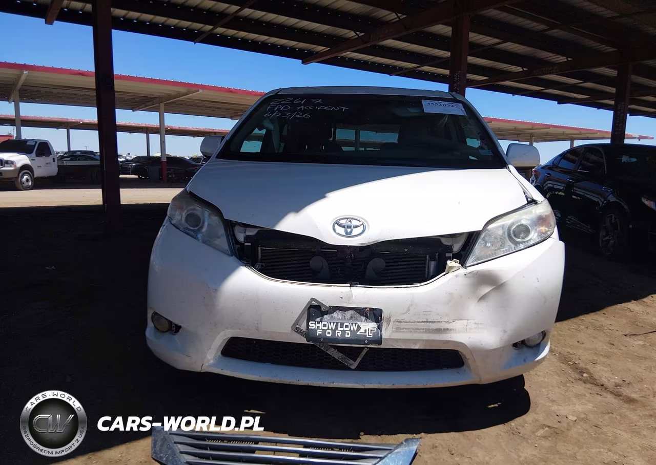 2015 Toyota Sienna Xle Premium 8 Passenger VIN:5TDYK3DC3FS551032 - 12