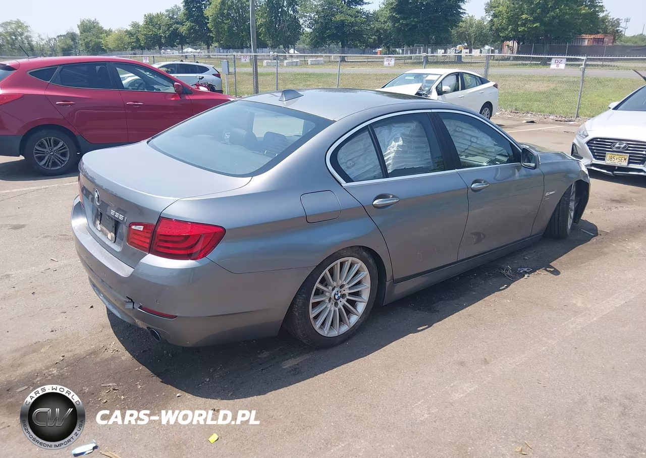 2012 BMW 535I xDrive VIN:WBAFU7C55CDU63079 - 4