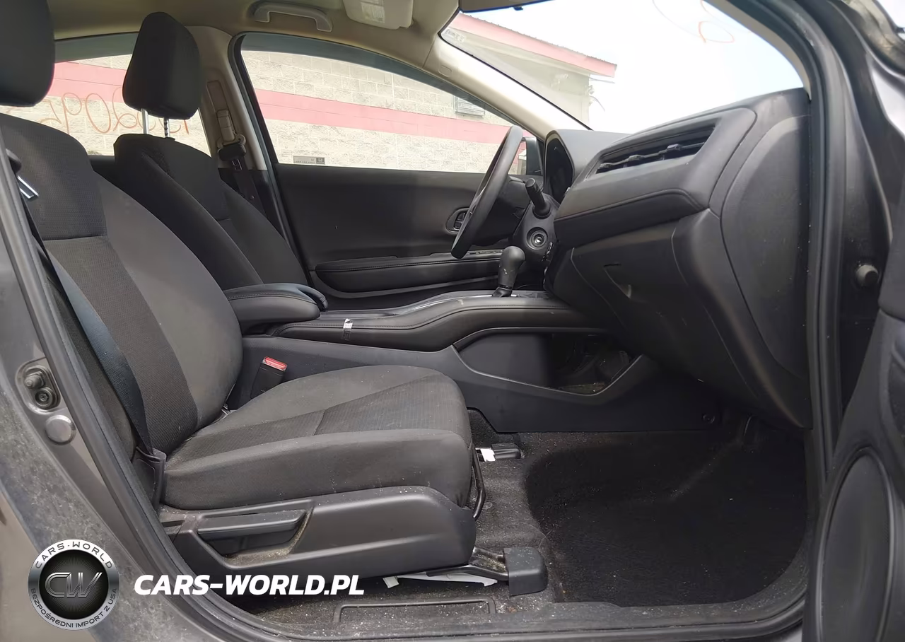 2021 Honda Hr-V Awd Lx VIN:3CZRU6H39MM744299 - 5