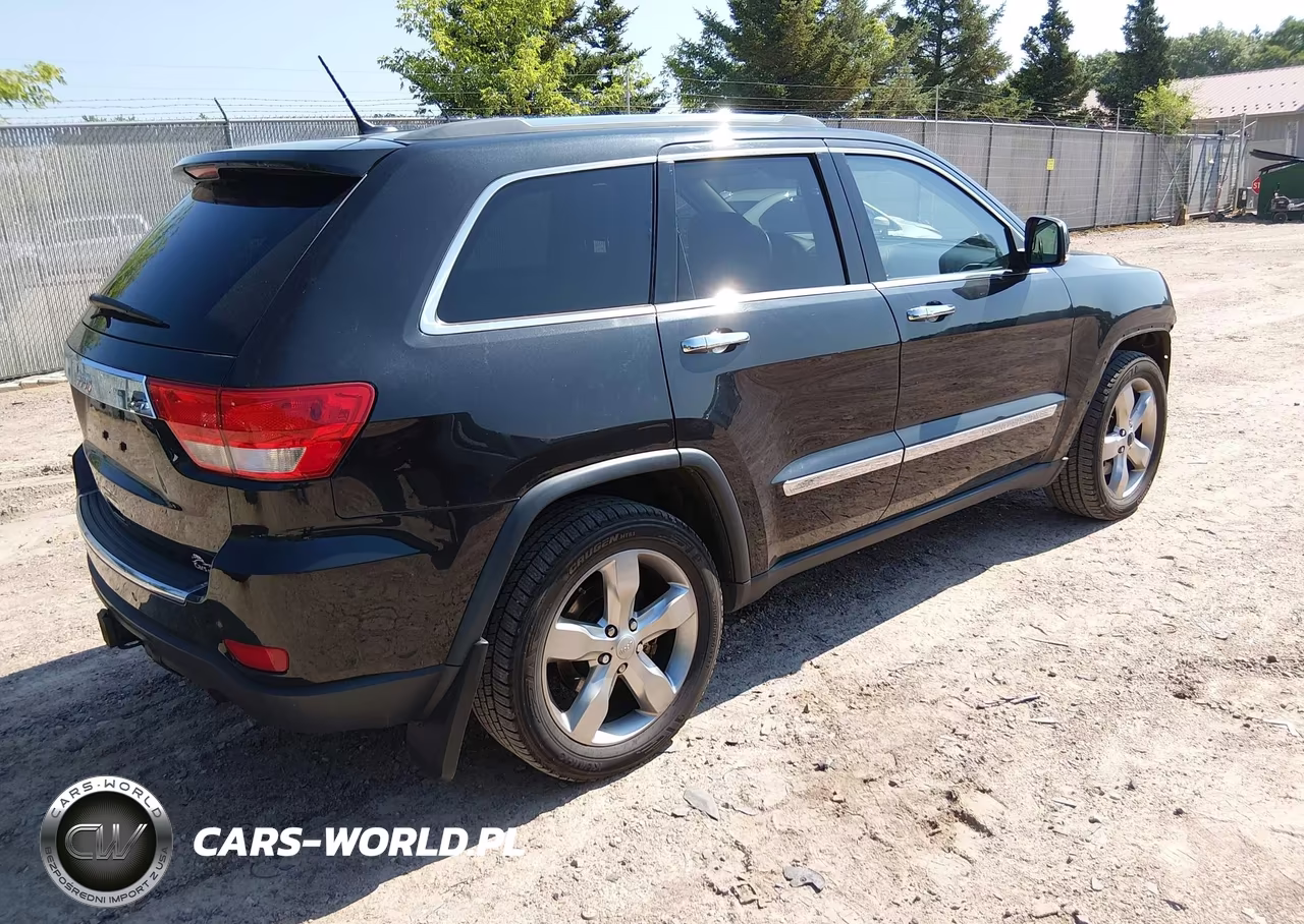 2013 Jeep Grand Cherokee Overland VIN:1C4RJFCT3DC649857 - 4