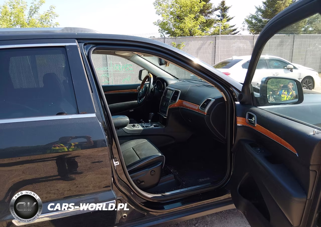 2013 Jeep Grand Cherokee Overland VIN:1C4RJFCT3DC649857 - 5