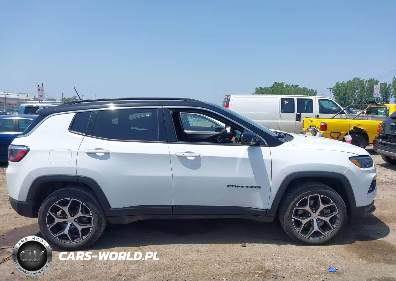 2024 Jeep Compass Limited 4X4 VIN:3C4NJDCN5RT111788 - 13