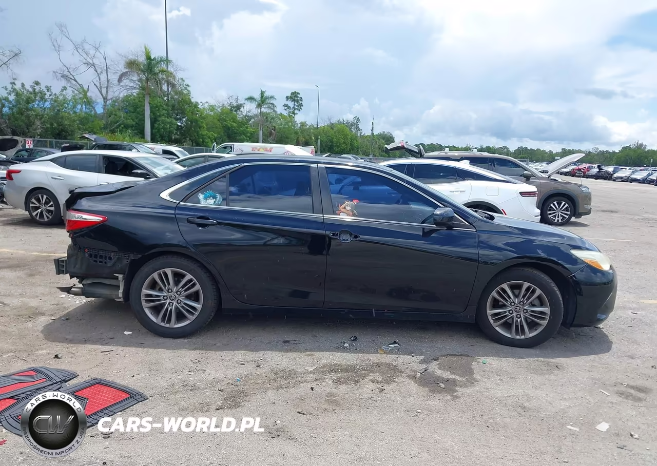 2015 Toyota Camry Se VIN:4T1BF1FK1FU475238 - 13