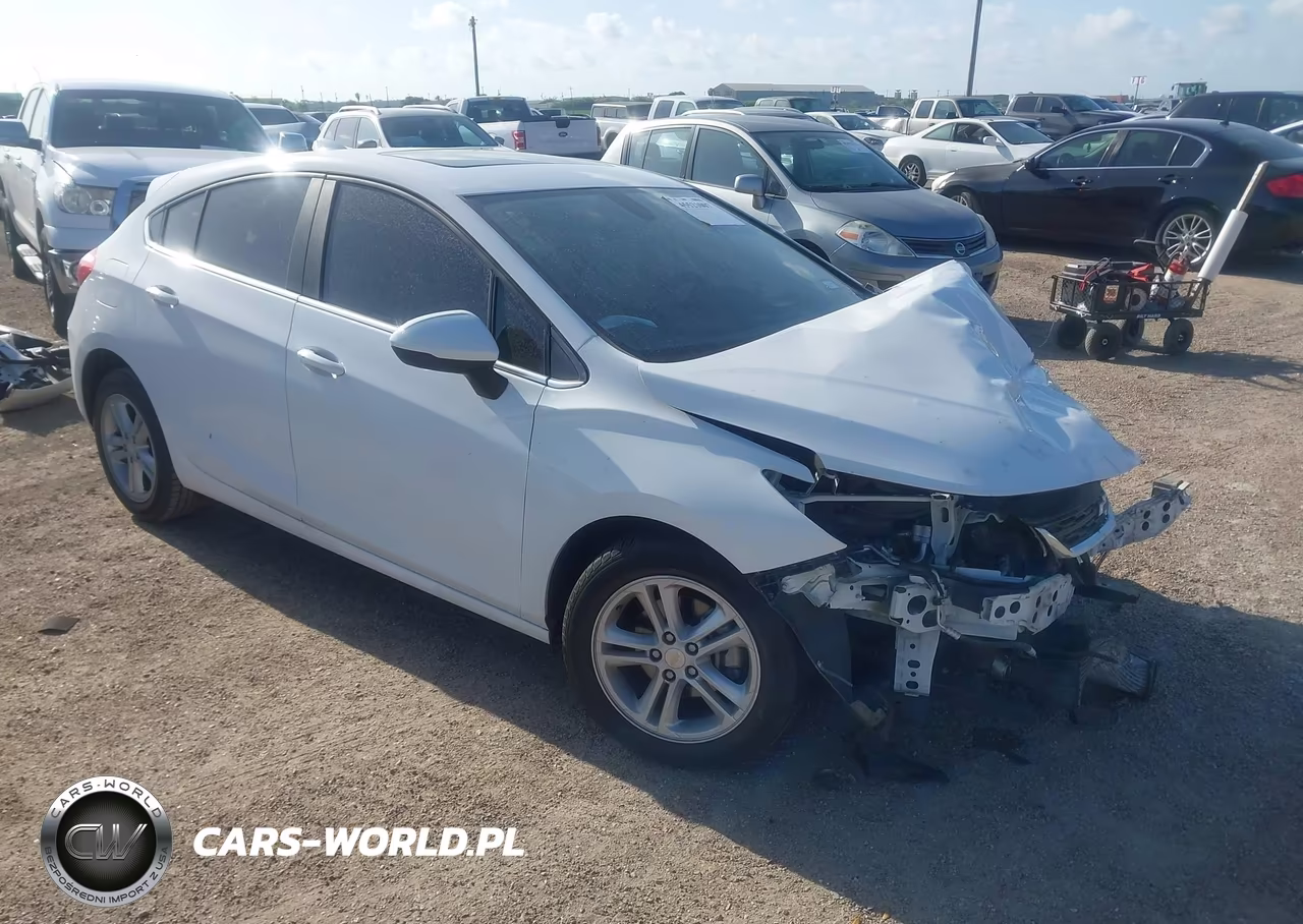 2017 Chevrolet Cruze Lt Auto – zdjęcie 1 z 17