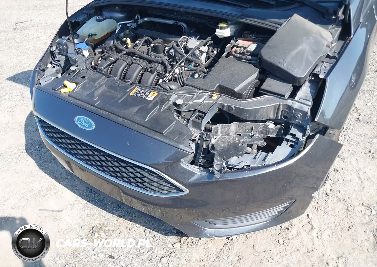 2017 Ford Focus Se VIN:1FADP3K28HL271868 - 6