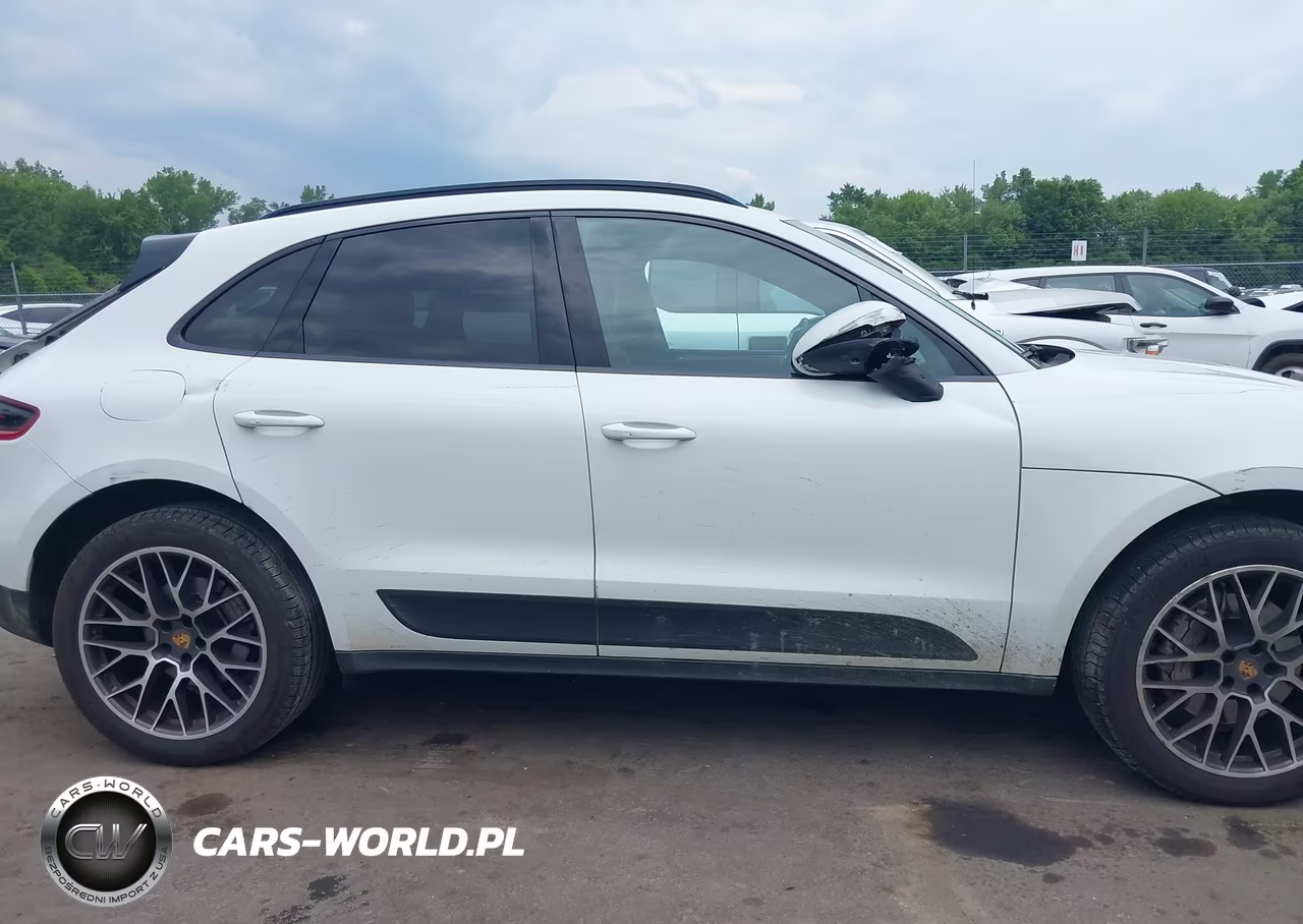 2017 Porsche Macan S VIN:WP1AB2A50HLB17140 - 13