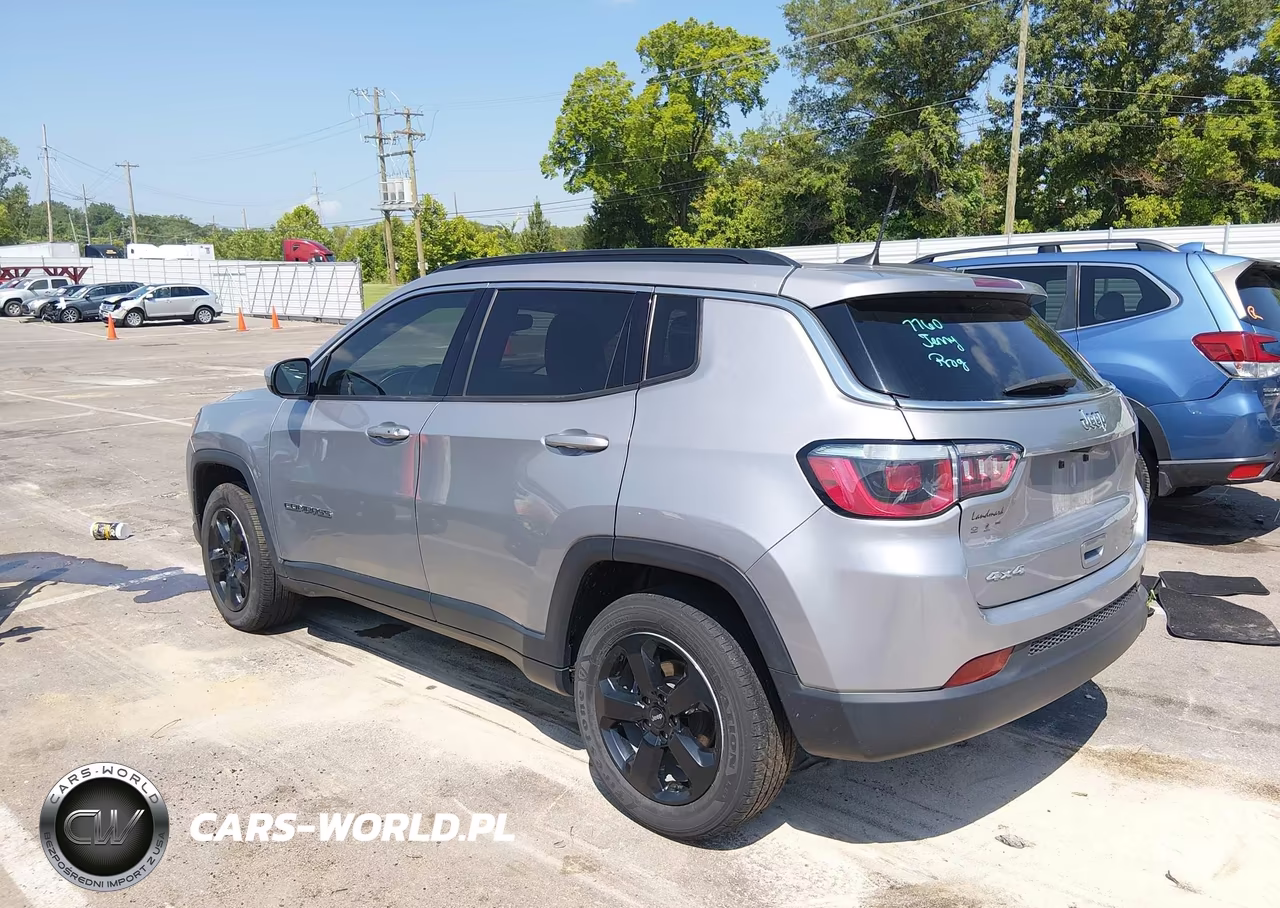 2019 Jeep Compass Latitude 4X4 VIN:3C4NJDBB3KT596784 - 14