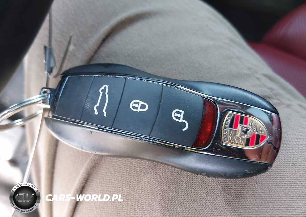 2018 Porsche Macan VIN:WP1AA2A50JLB11007 - 11