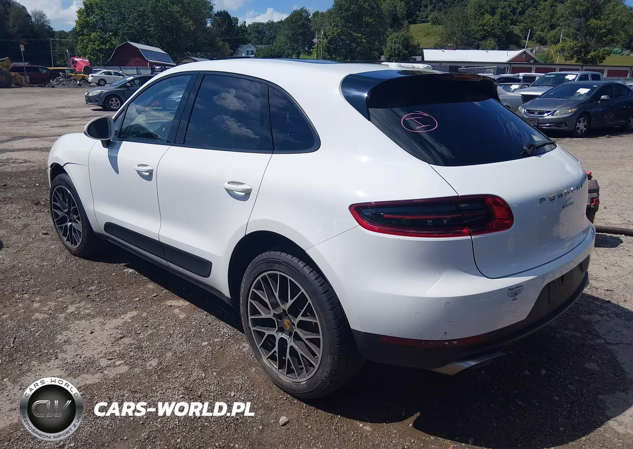 2018 Porsche Macan VIN:WP1AA2A50JLB11007 - 3