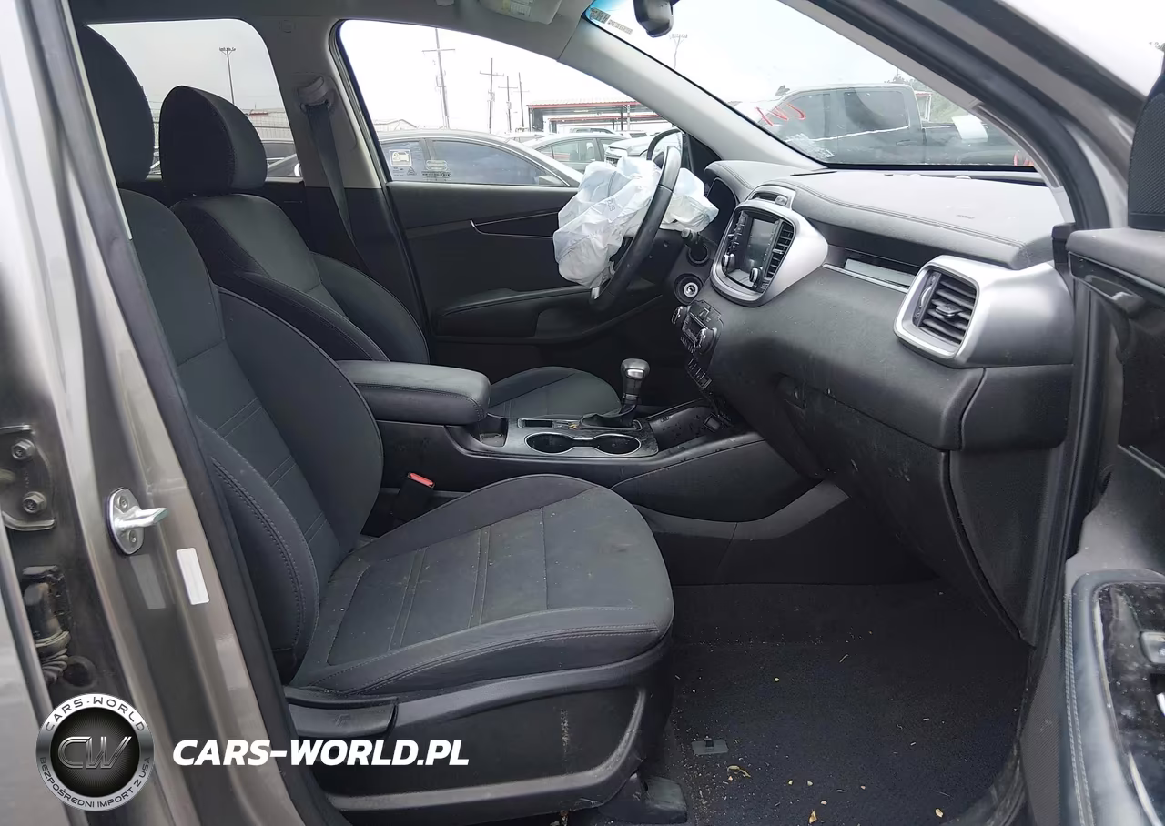 2019 Kia Sorento 2.4L Lx VIN:5XYPG4A30KG556462 - 5