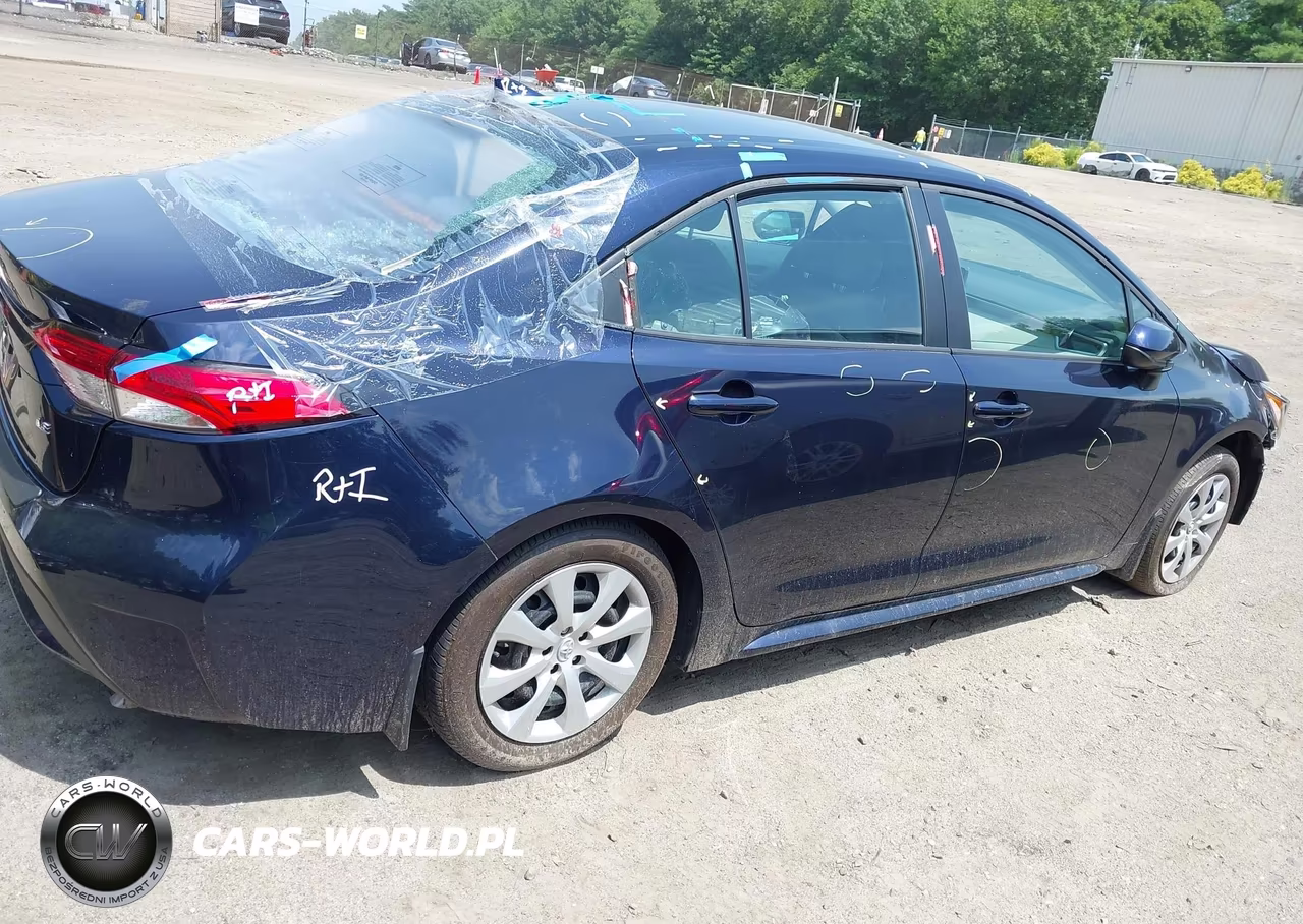 2022 Toyota Corolla Le VIN:5YFEPMAE0NP349885 - 4