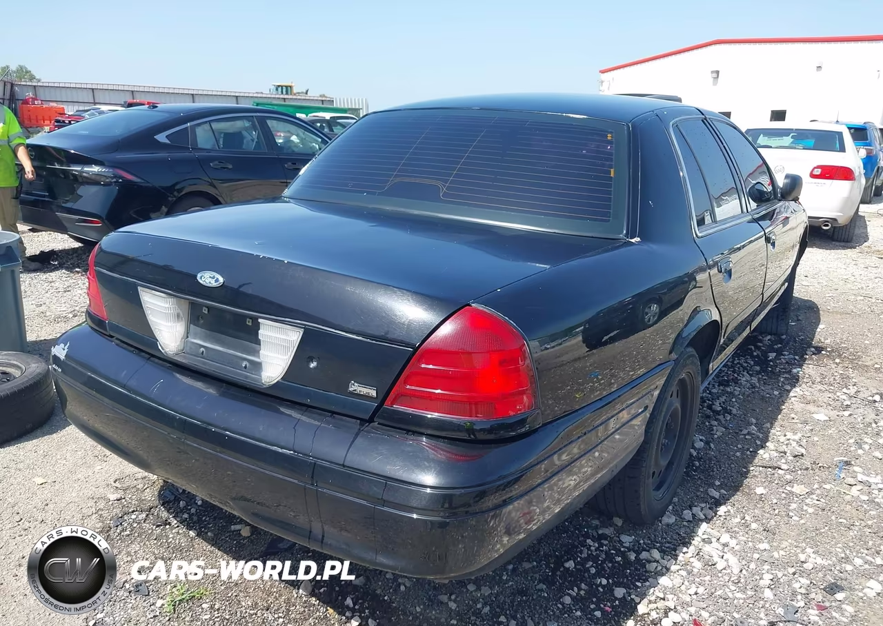 2007 Ford Crown Victoria Police-Police Interceptor VIN:2FAHP71W67X149783 - 4