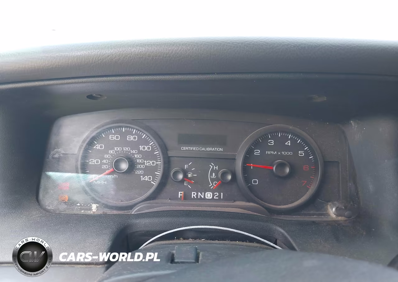 2007 Ford Crown Victoria Police-Police Interceptor VIN:2FAHP71W67X149783 - 7