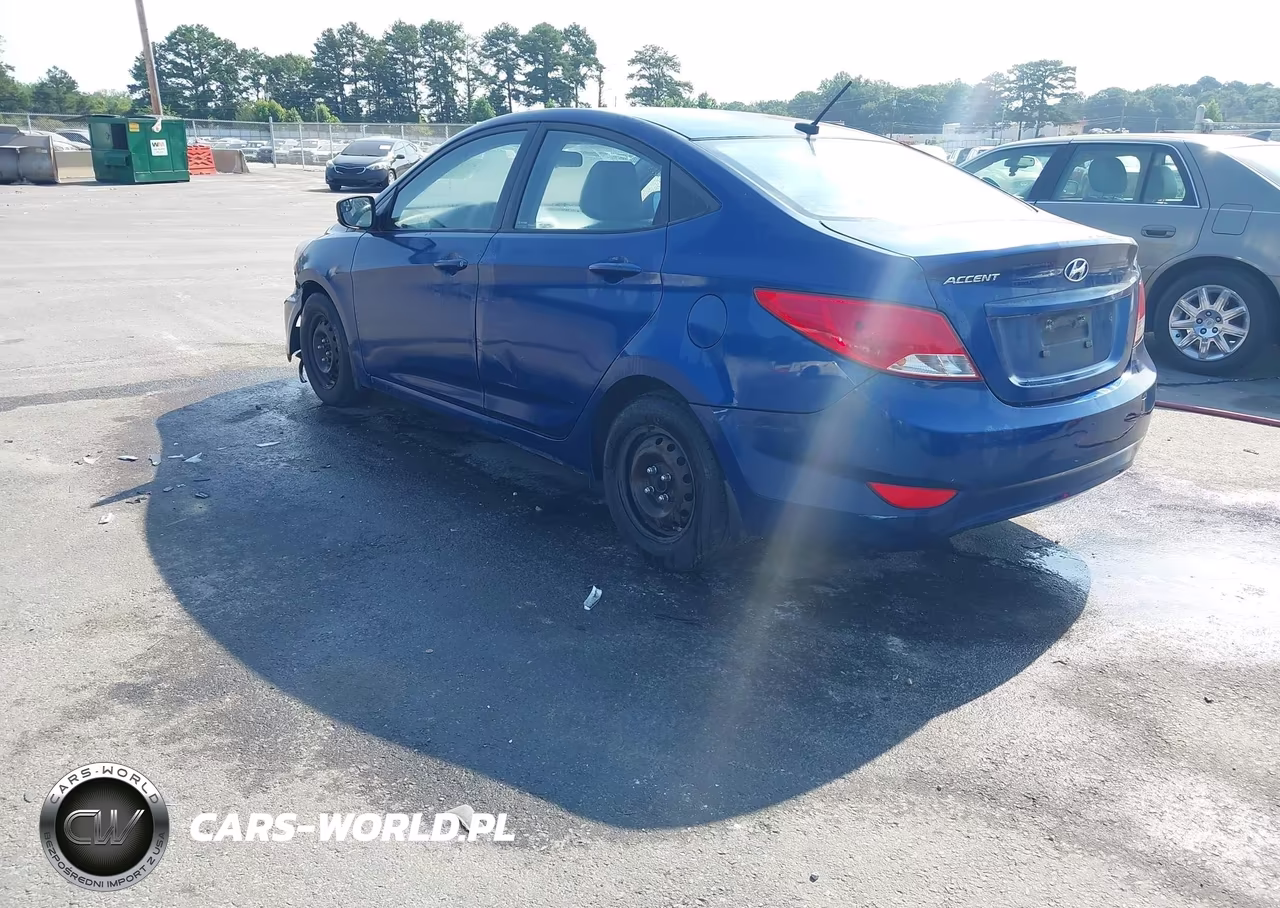 2015 Hyundai Accent Gls VIN:KMHCT4AE6FU921772 - 3