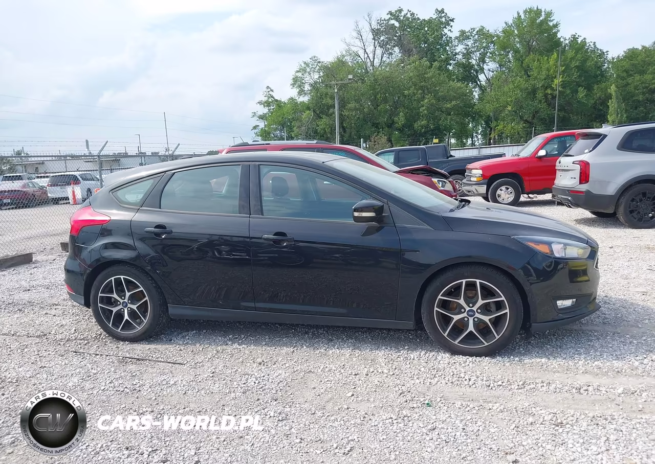 2018 Ford Focus Sel VIN:1FADP3M24JL223397 - 14