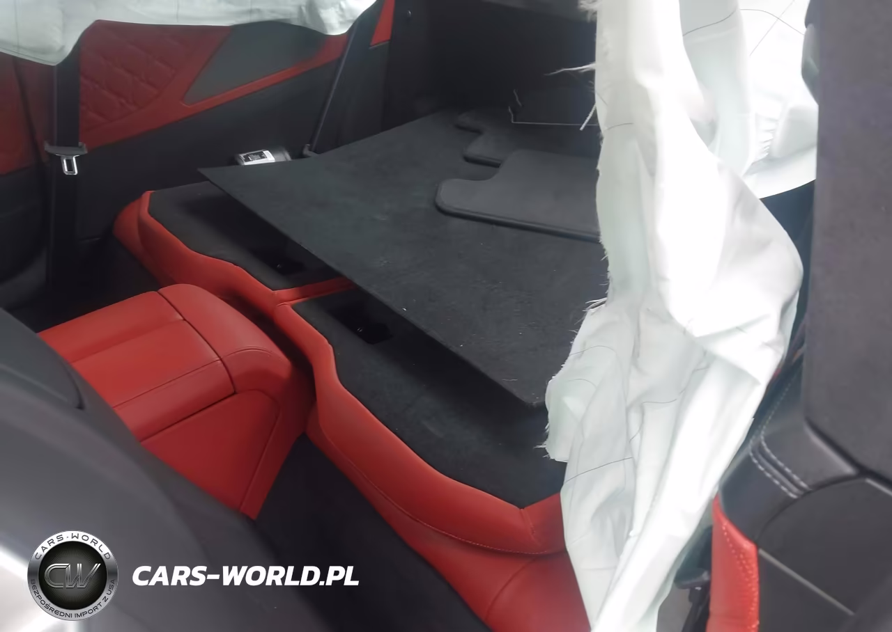 2023 BMW M8 Competition VIN:WBSAE0C05PCL11992 - 8
