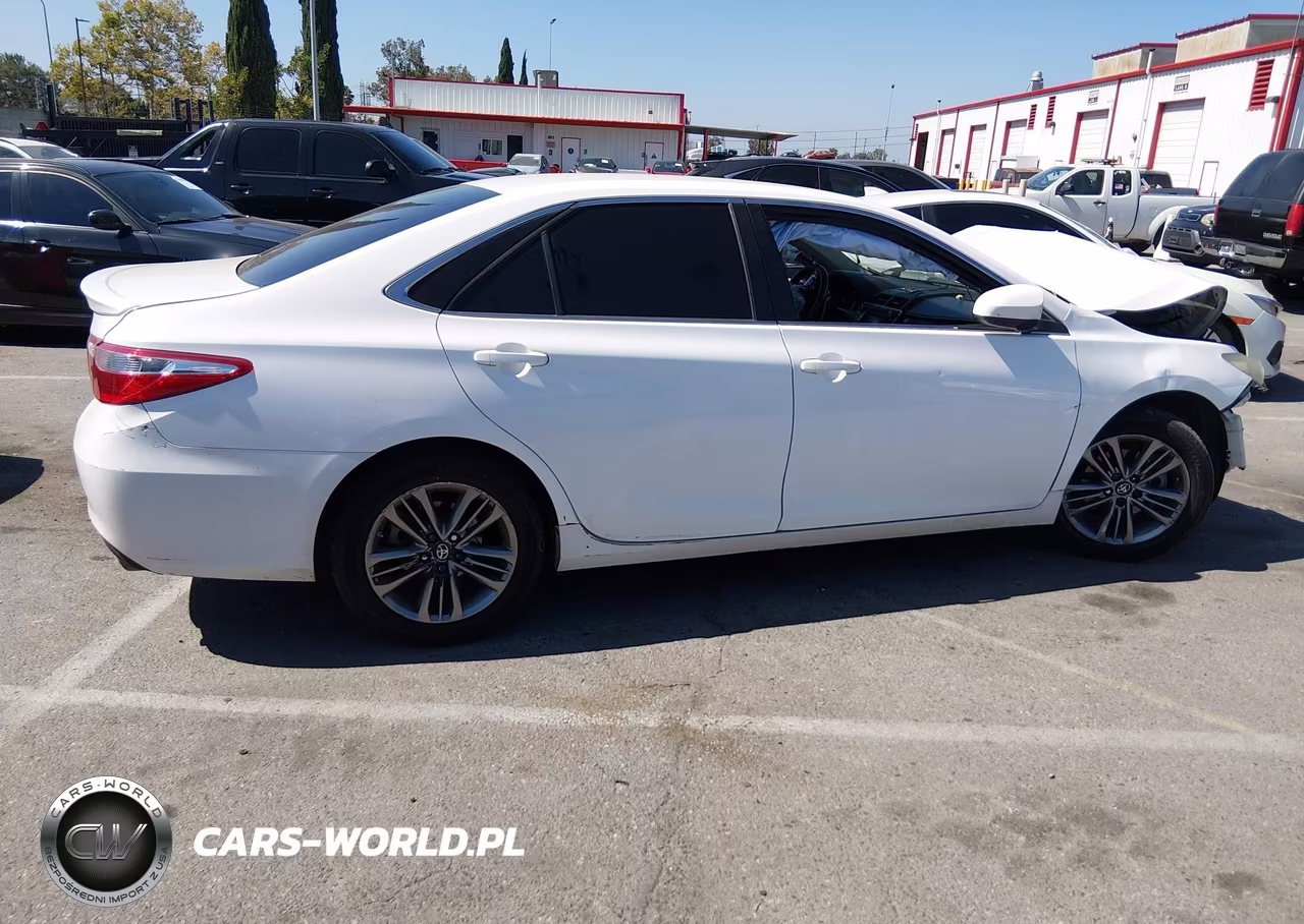 2016 Toyota Camry Se VIN:4T1BF1FK8GU176878 - 14