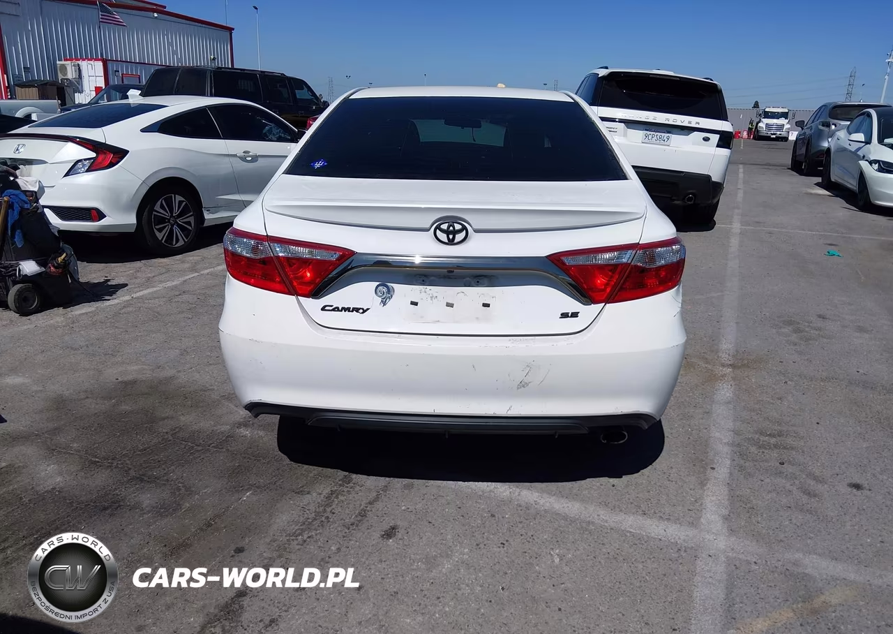 2016 Toyota Camry Se VIN:4T1BF1FK8GU176878 - 17