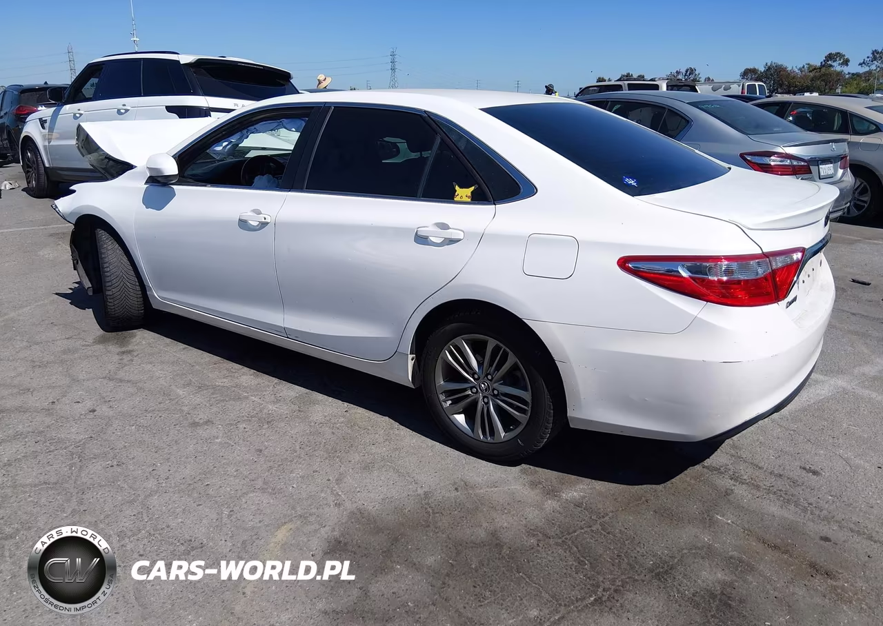 2016 Toyota Camry Se VIN:4T1BF1FK8GU176878 - 3