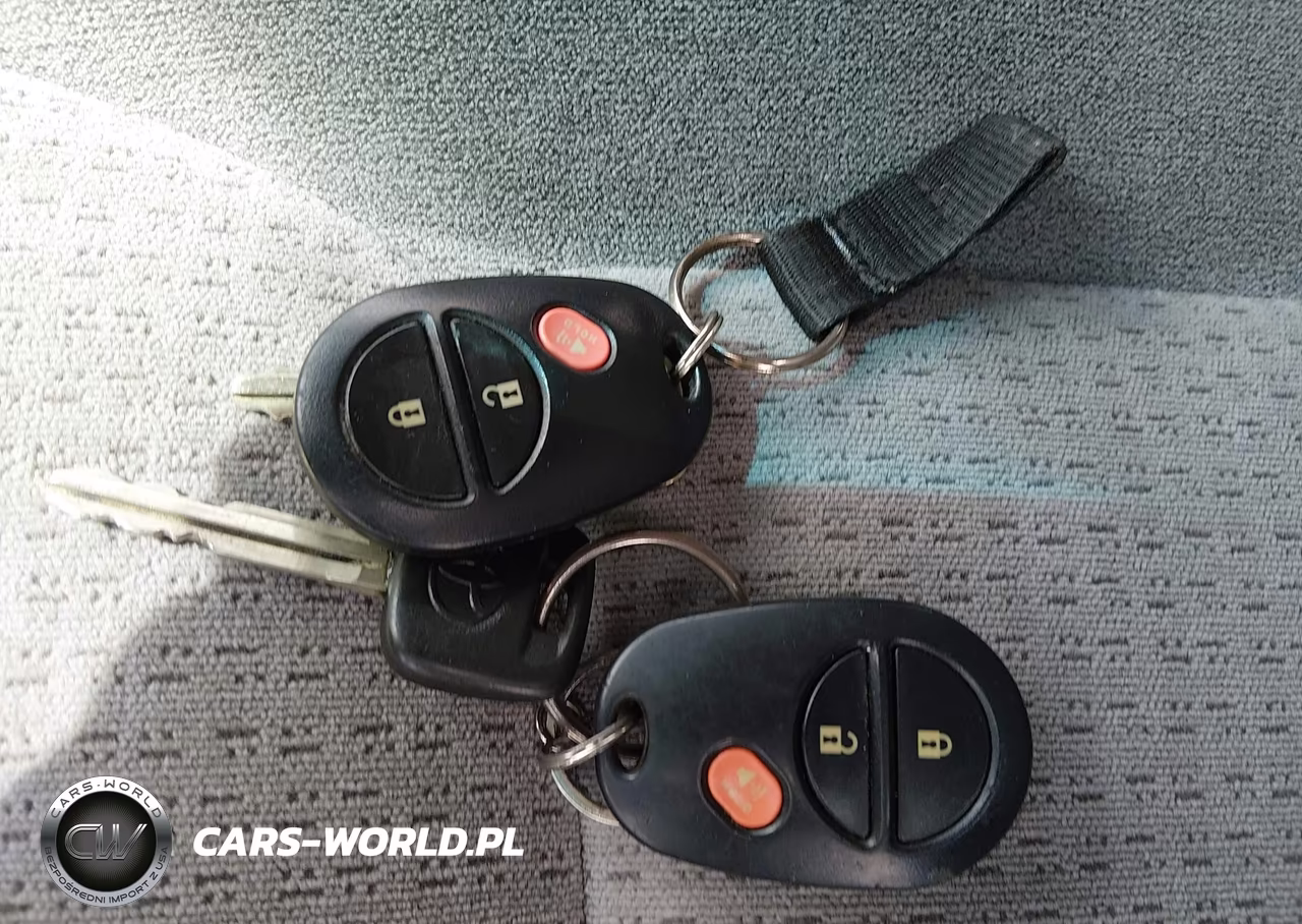 2009 Toyota Sienna Ce VIN:5TDZK23C09S286316 - 11