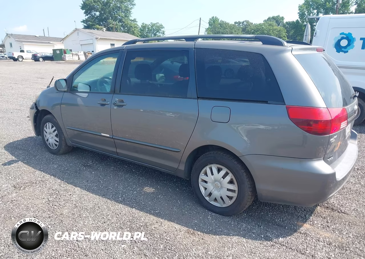2005 Toyota Sienna Le VIN:5TDZA23C05S331588 - 3