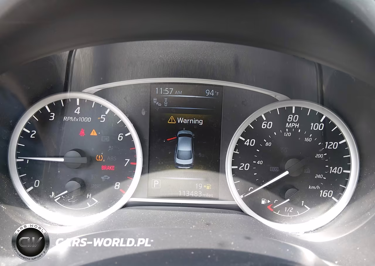 2018 Nissan Sentra Sr VIN:3N1AB7AP2JY335919 - 7