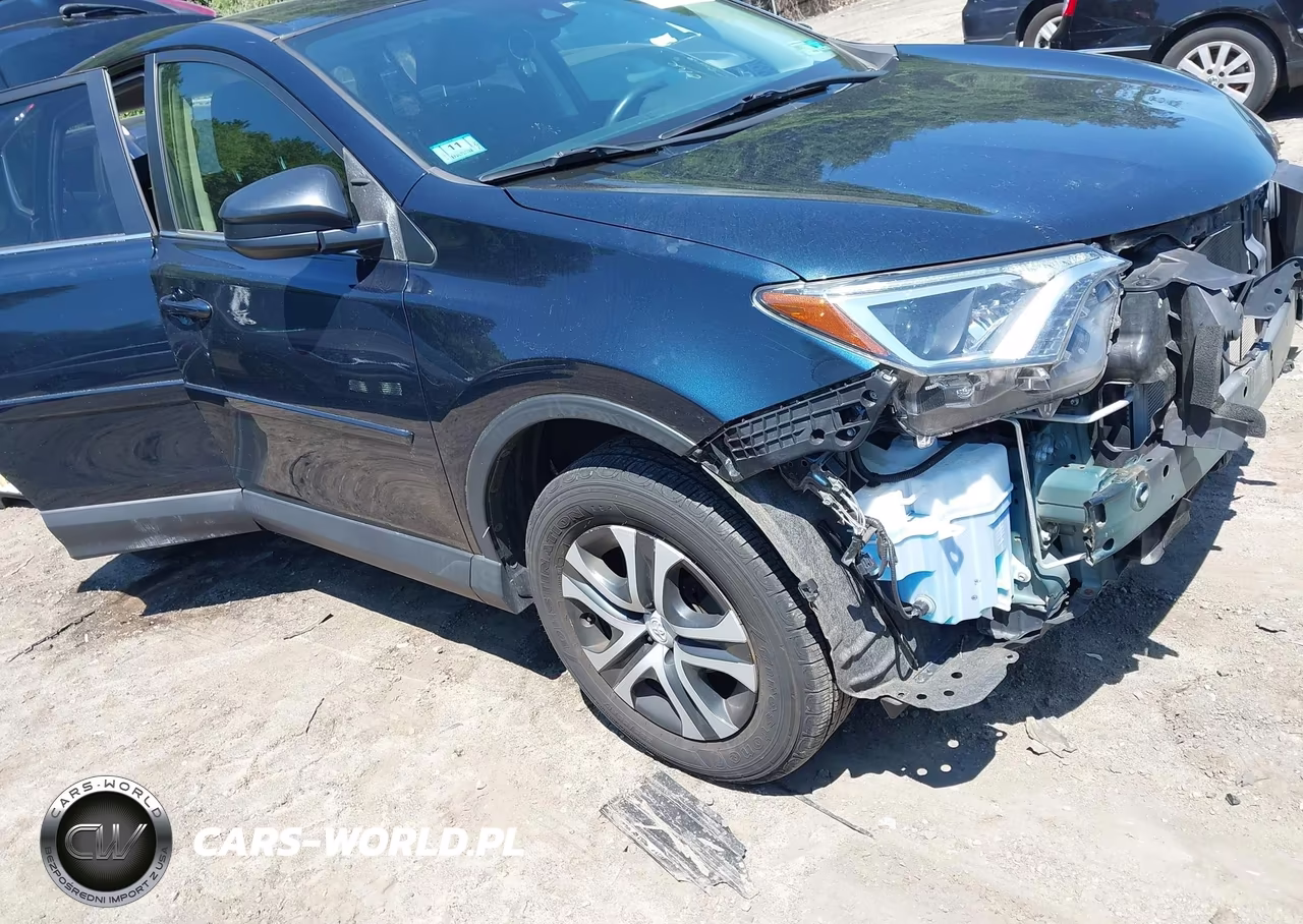 2018 Toyota Rav4 Le – zdjęcie 1 z 16