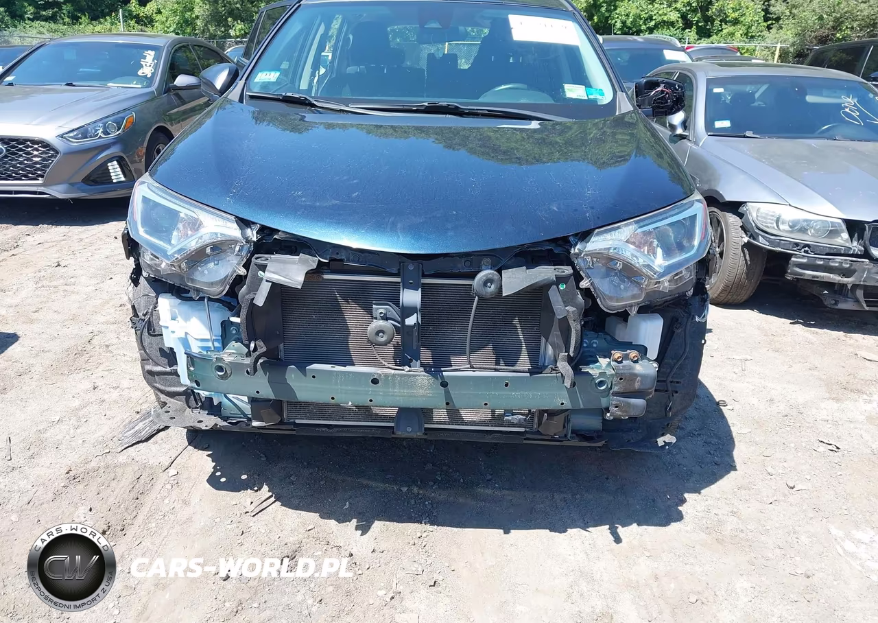 2018 Toyota Rav4 Le VIN:JTMBFREV0JJ225594 - 12