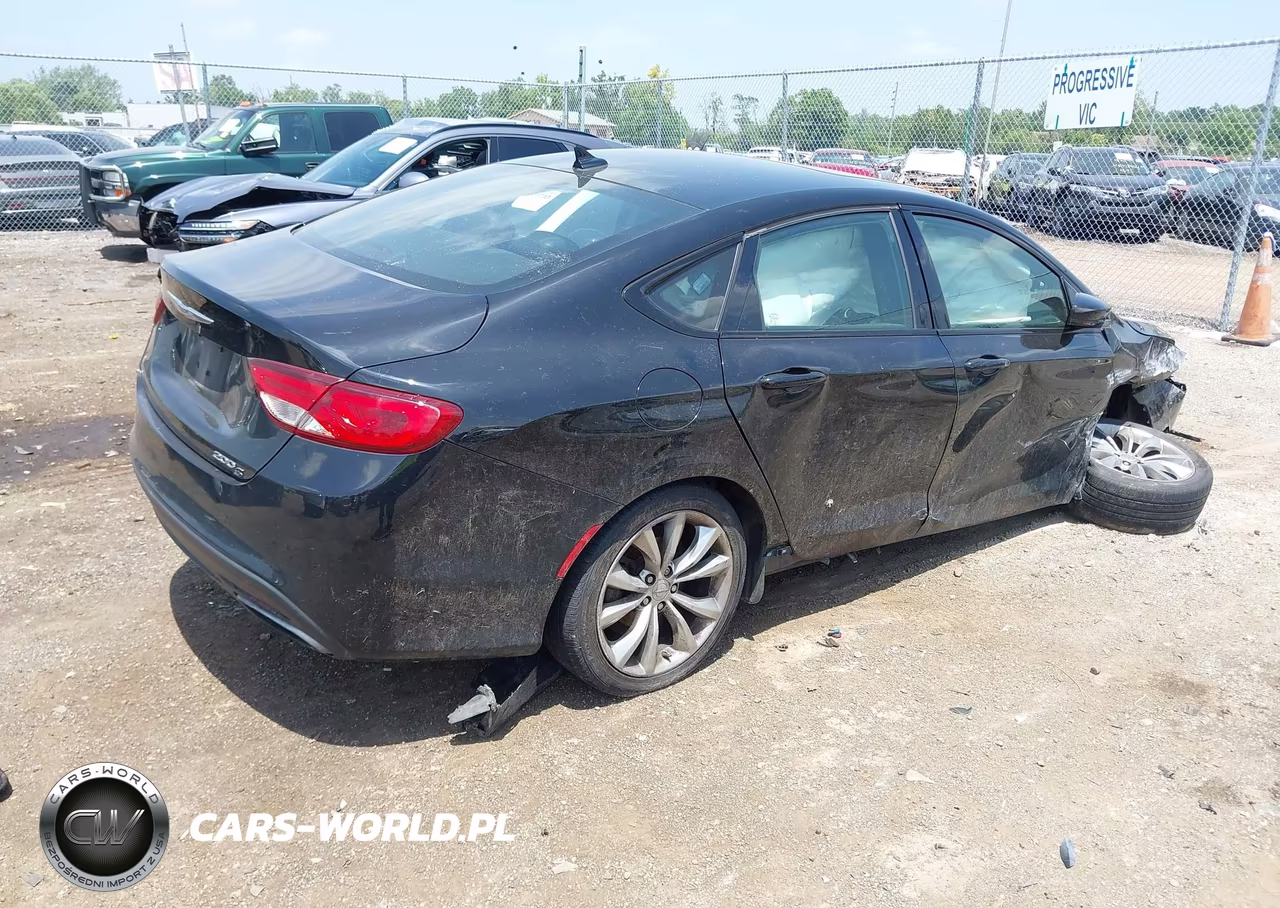 2016 Chrysler 200 S VIN:1C3CCCBB5GN133181 - 4