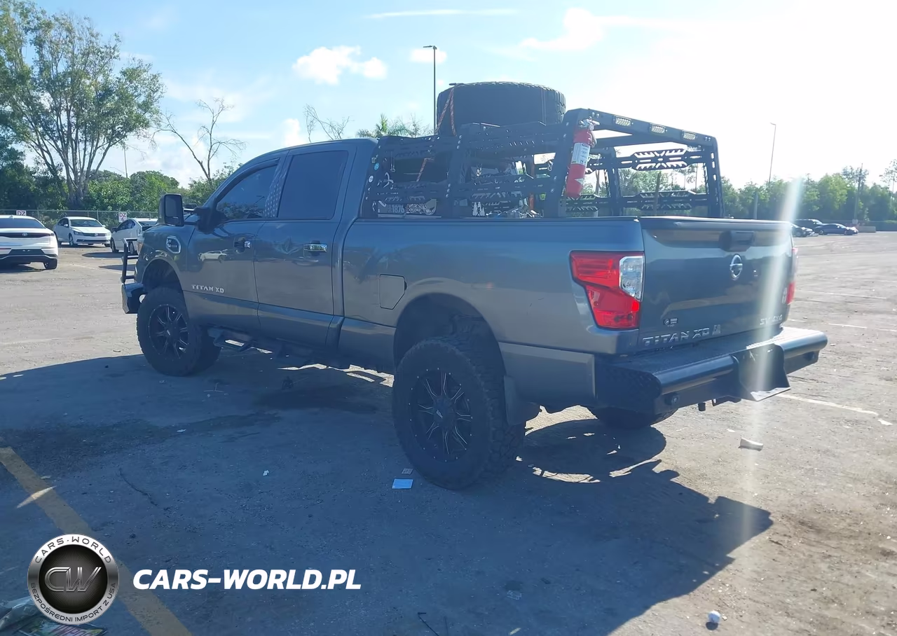 2017 Nissan Titan Xd Sv Diesel VIN:1N6BA1F38HN565864 - 3
