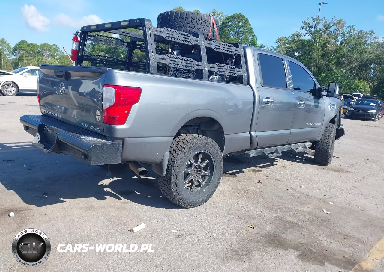 2017 Nissan Titan Xd Sv Diesel VIN:1N6BA1F38HN565864 - 4