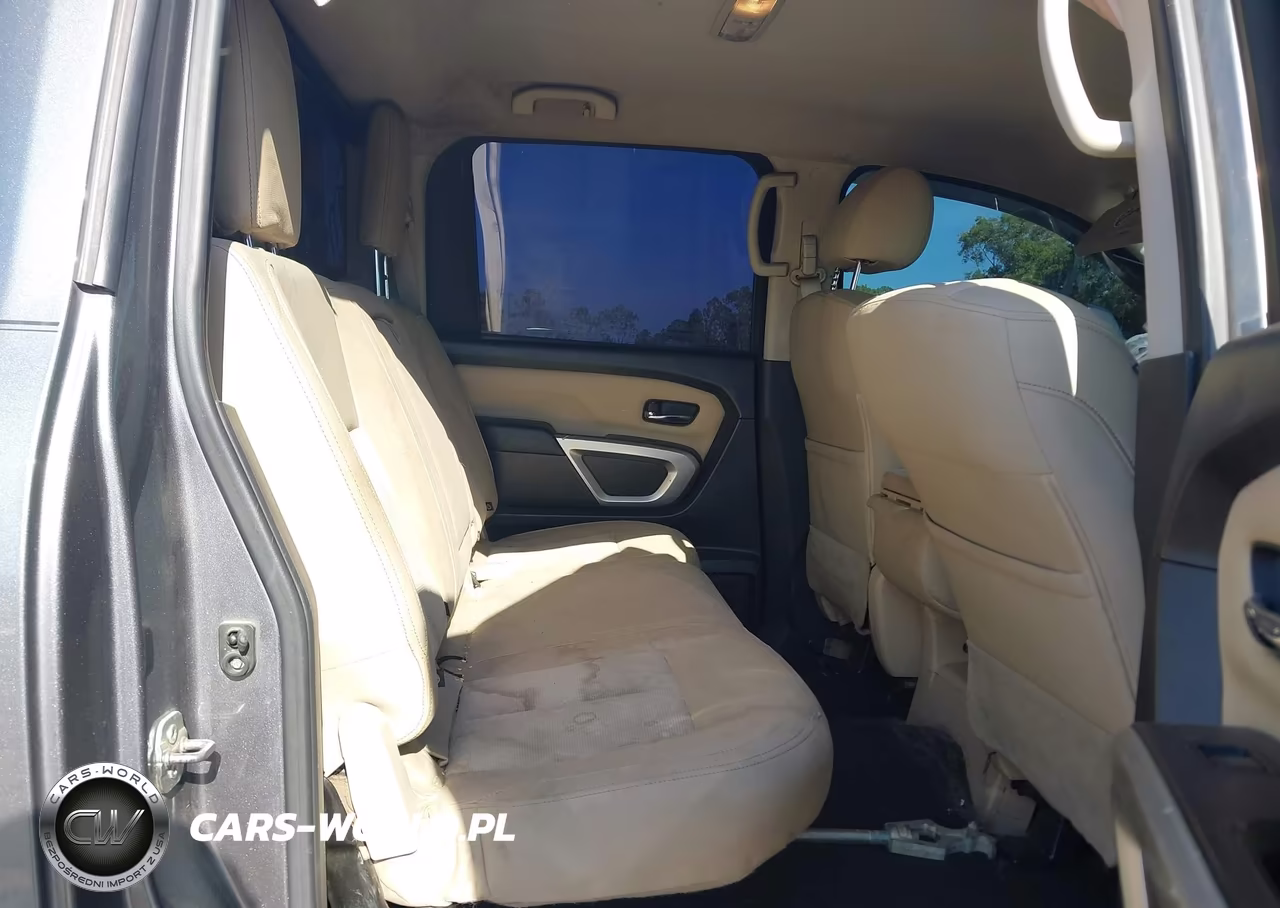 2017 Nissan Titan Xd Sv Diesel VIN:1N6BA1F38HN565864 - 8