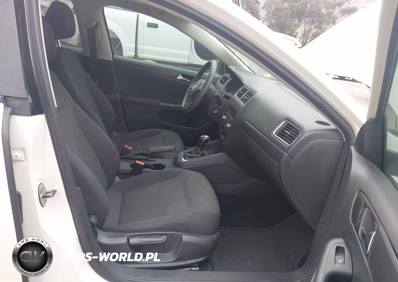 2012 Volkswagen Jetta 2.0L S VIN:3VW2K7AJXCM316586 - 5