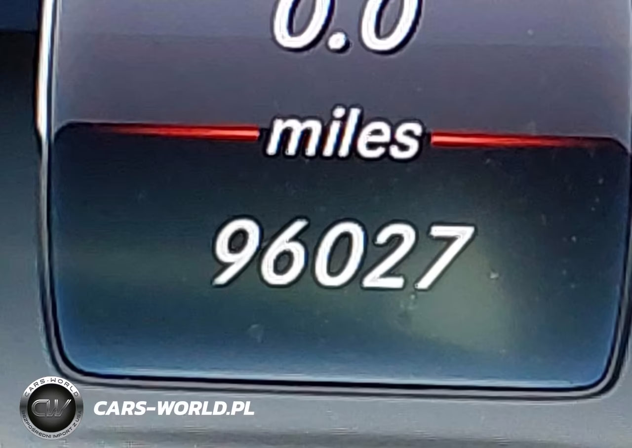 2018 Mercedes-Benz C 300 4Matic VIN:55SWF4KB8JU238324 - 15
