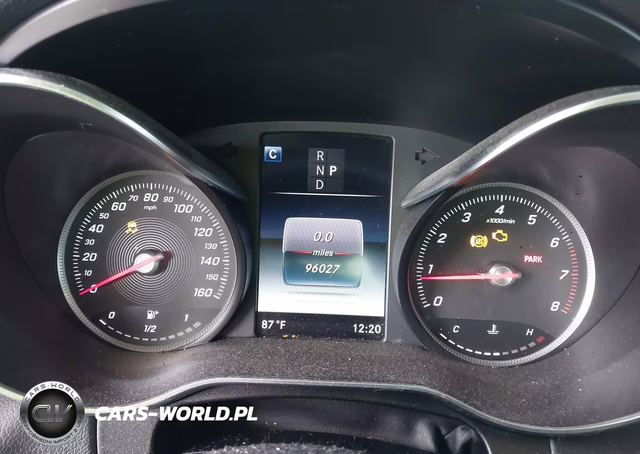 2018 Mercedes-Benz C 300 4Matic VIN:55SWF4KB8JU238324 - 7