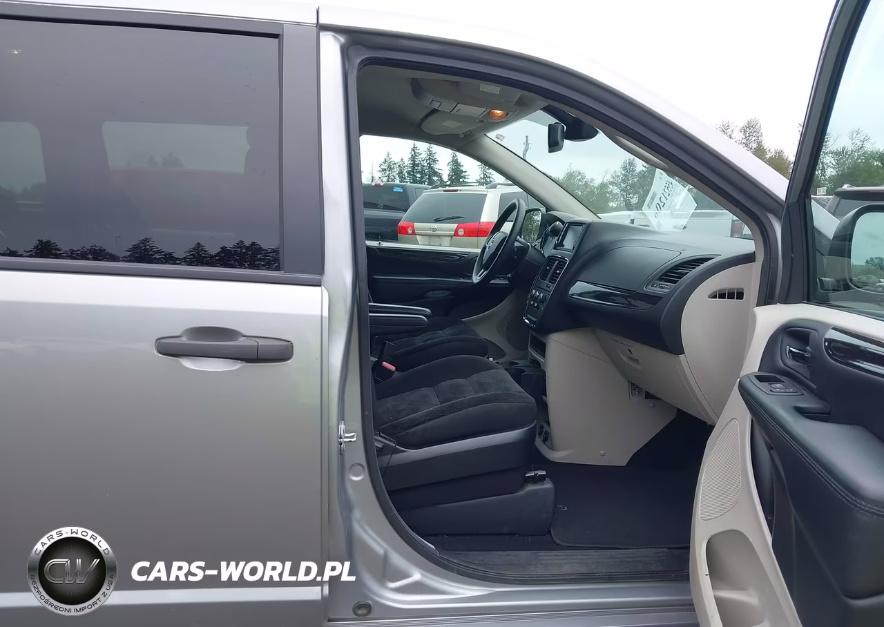 2019 Dodge Grand Caravan Se VIN:2C4RDGBG7KR671057 - 5