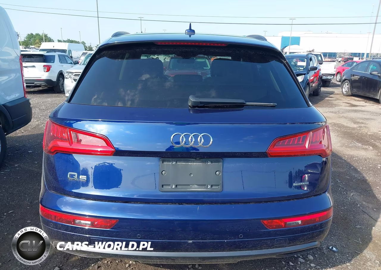 2019 Audi Q5 45 Premium VIN:WA1BNAFY0K2037077 - 17