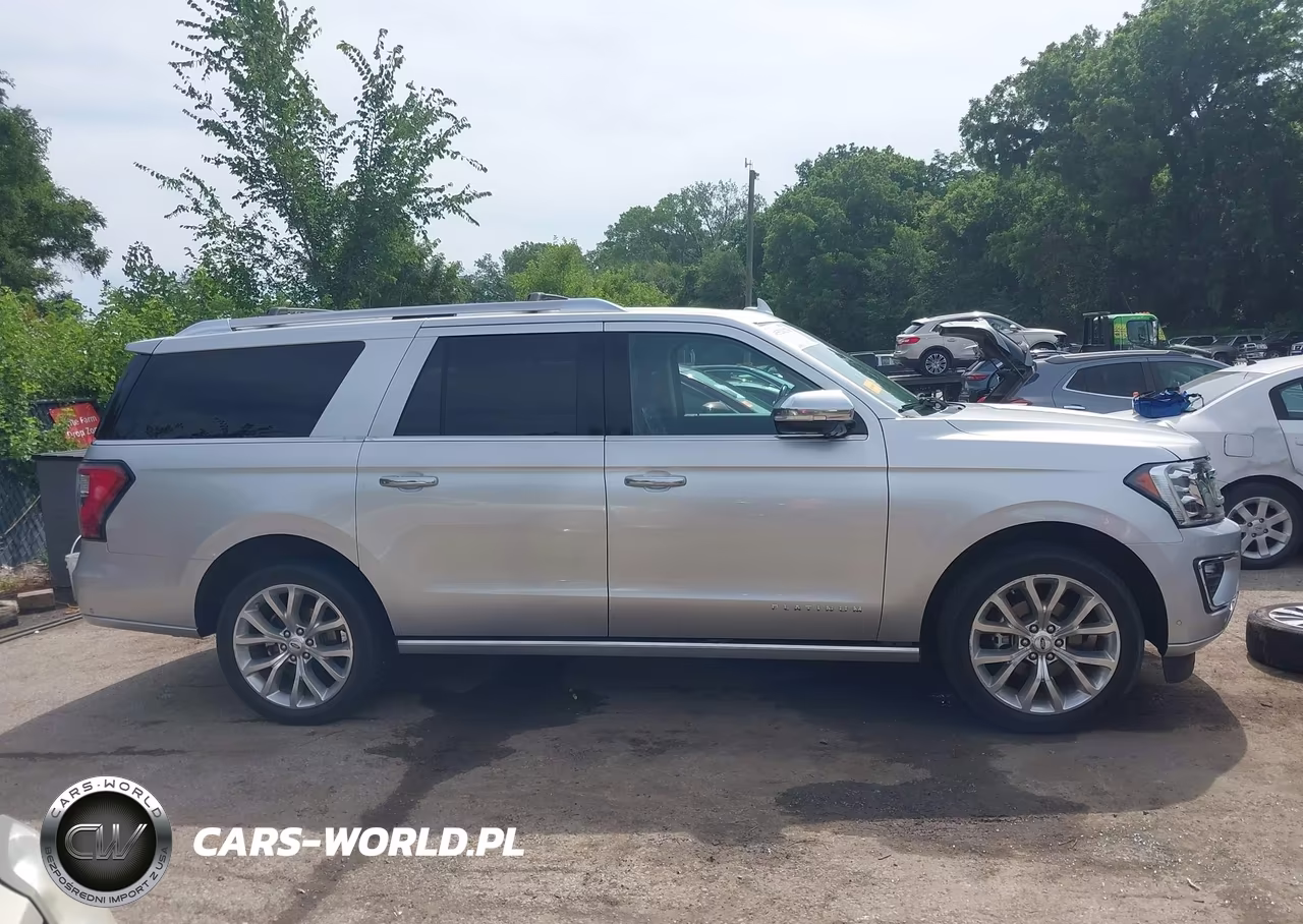 2019 Ford Expedition Max Platinum VIN:1FMJK1MTXKEA73645 - 13