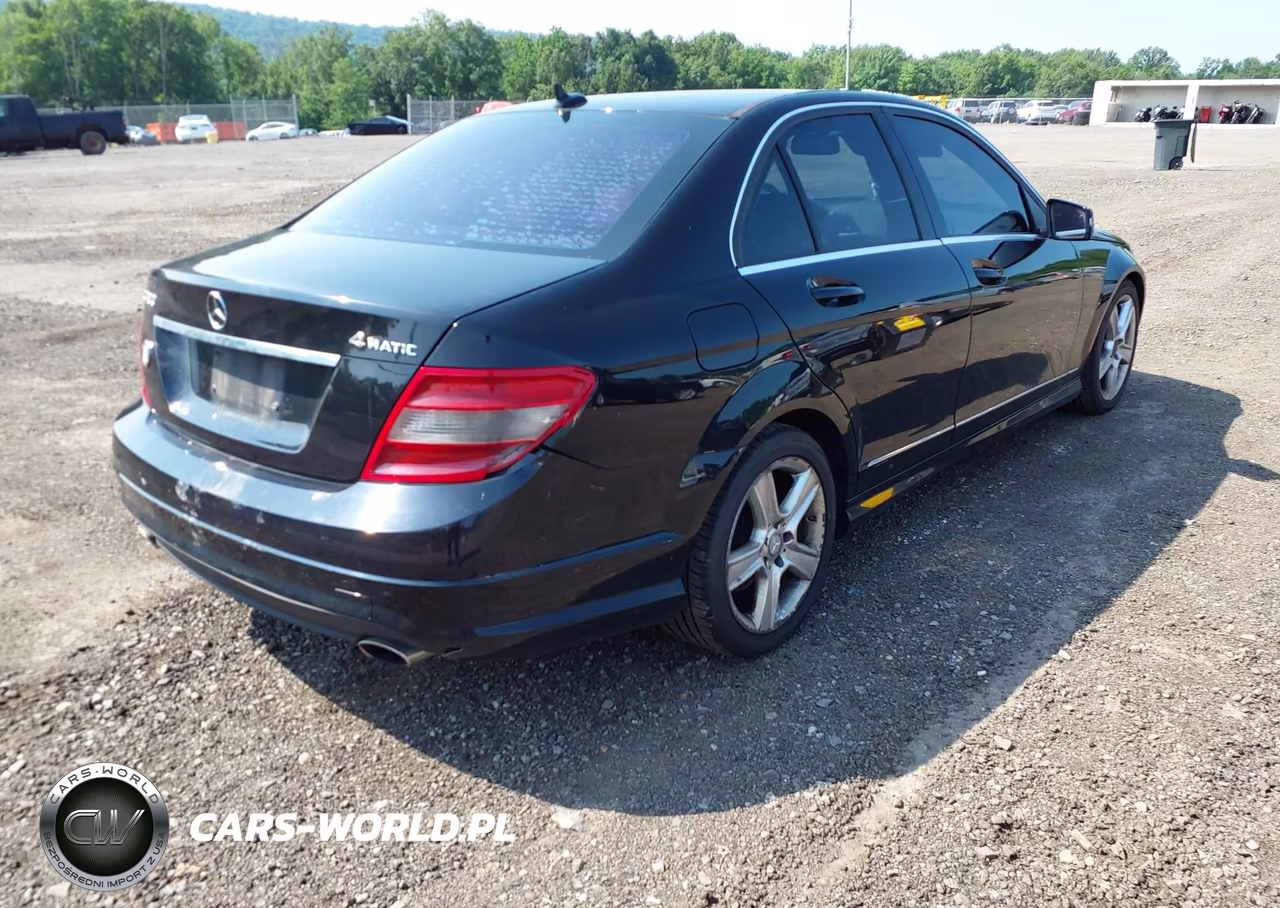 2011 Mercedes-Benz C 300 Sport 4Matic VIN:WDDGF8BB1BR162718 - 4