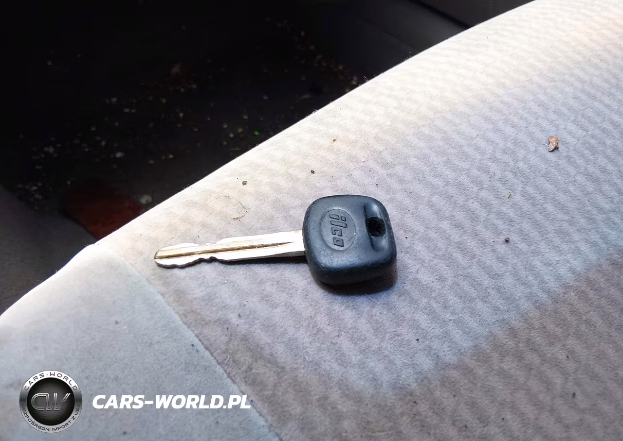 2008 Toyota Corolla Le VIN:1NXBR32E58Z976428 - 11