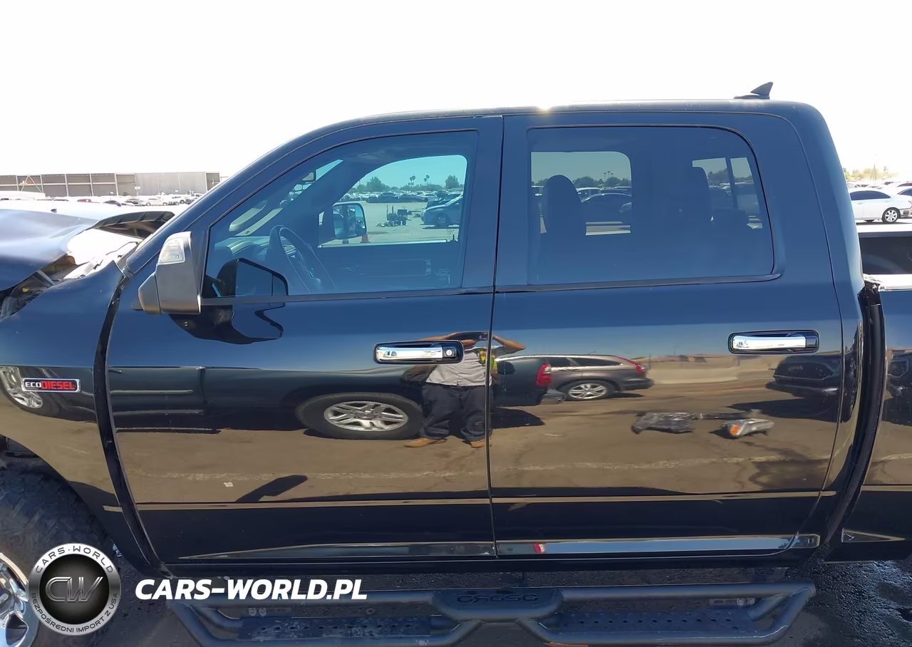 2017 Ram 1500 Laramie 4X4 5'7 Box VIN:1C6RR7NM7HS882907 - 14