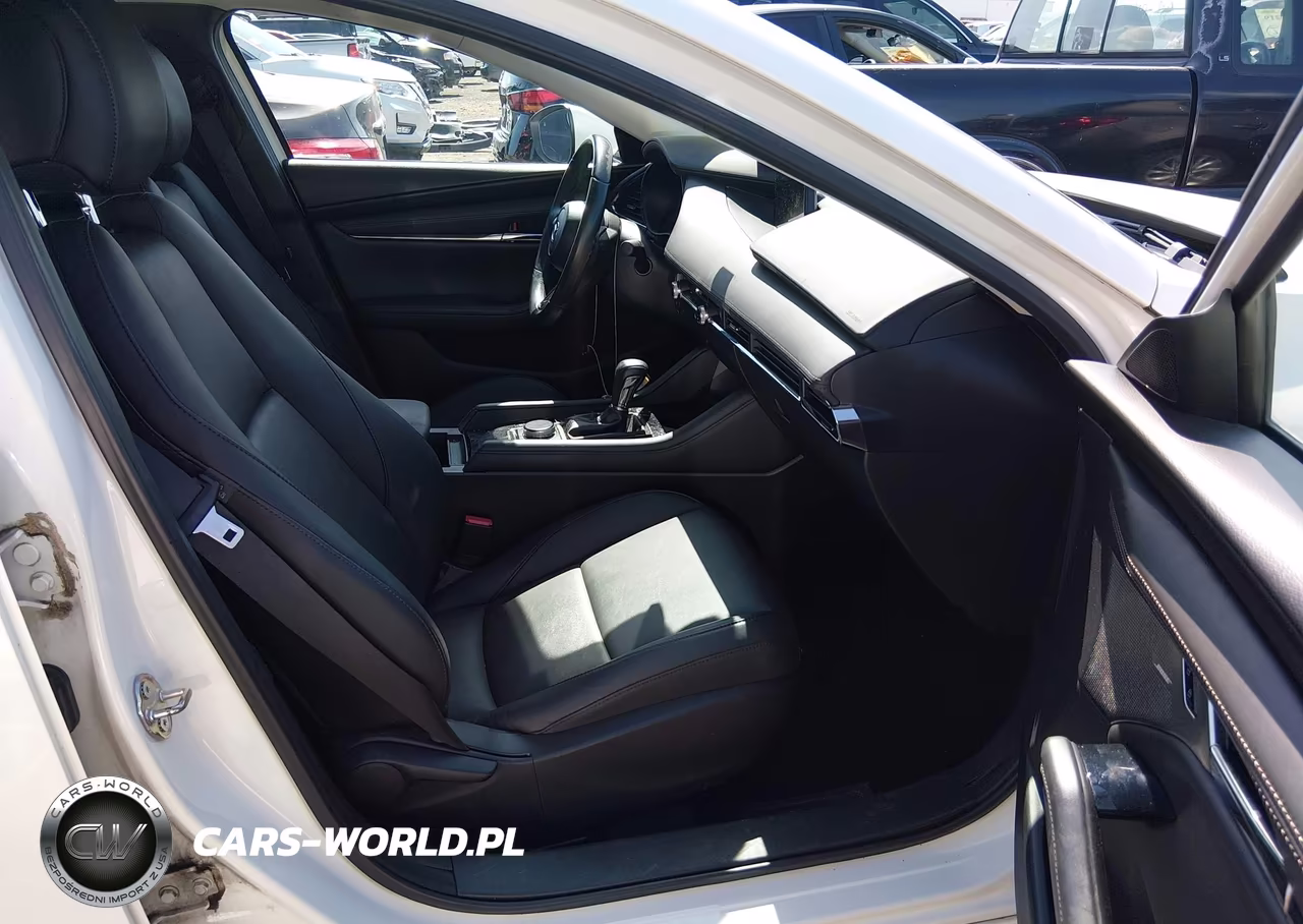 2019 Mazda Mazda3 Preferred Package VIN:3MZBPADL6KM108988 - 5