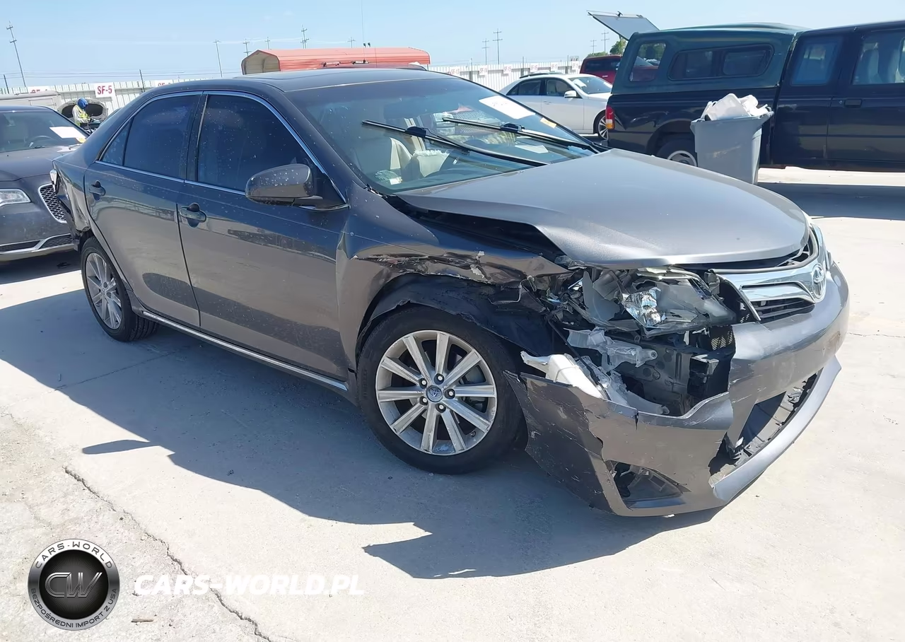 2014 Toyota Camry Xle – zdjęcie 1 z 19