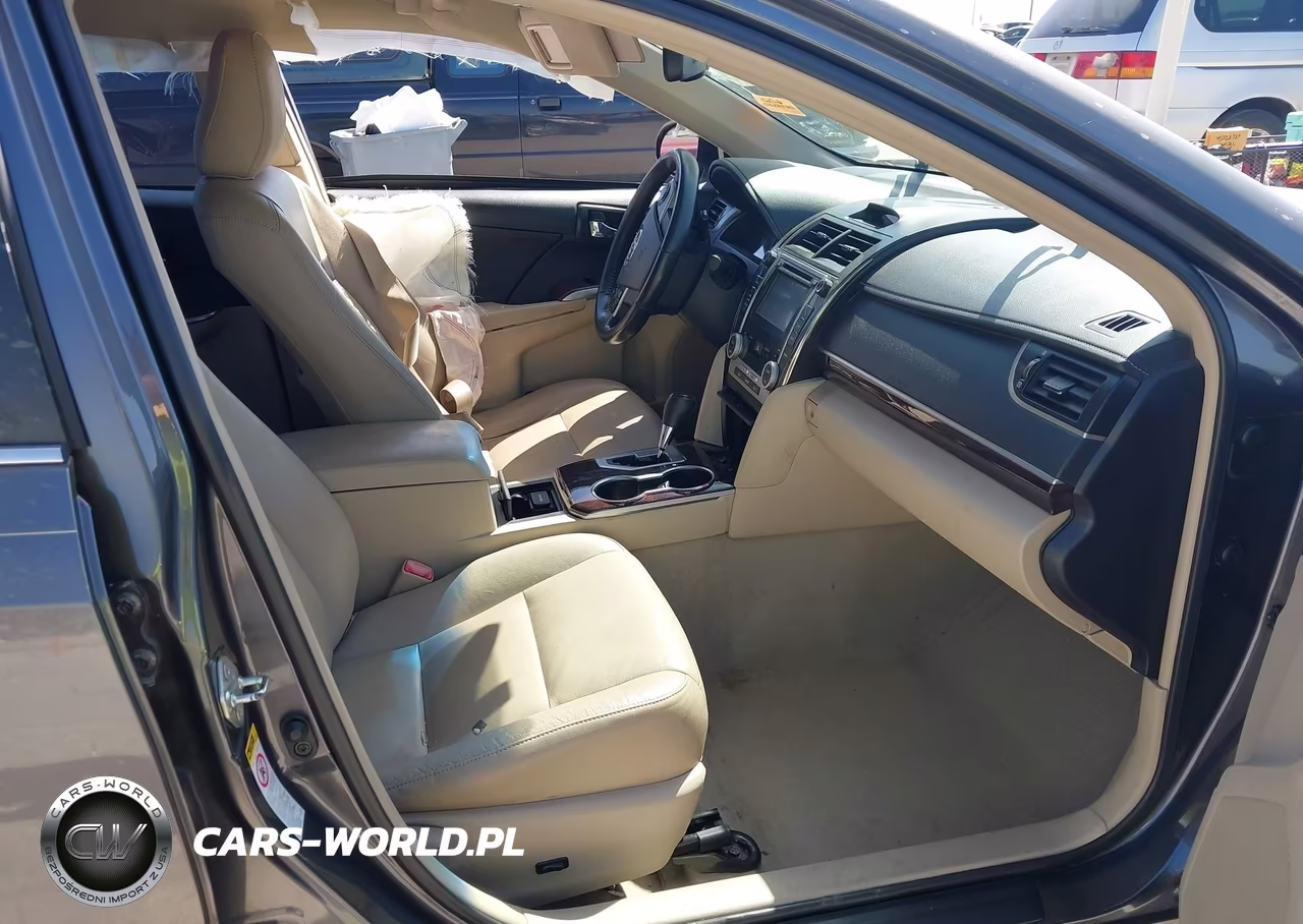 2014 Toyota Camry Xle VIN:4T4BF1FK4ER358337 - 5